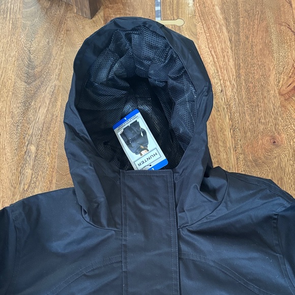NWT Hunter Black Hooded Rain Coat - Picture 2 of 16